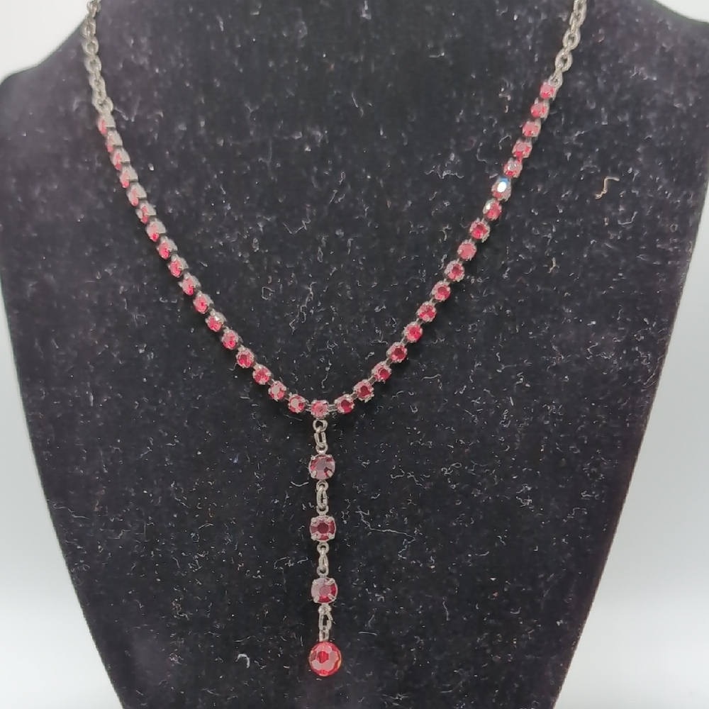 Elegant Red and Silver Necklace